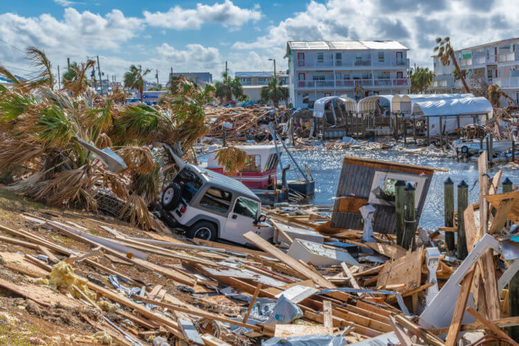 Последствия урагана. Последствия урагана «Майкл» в 2018 году во Флориде, США. Фото.