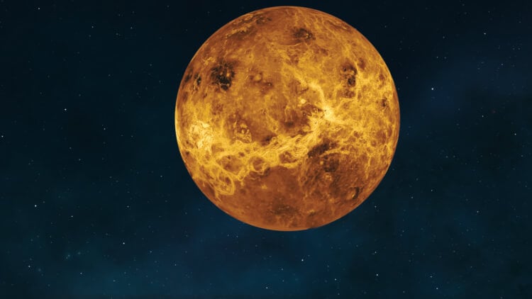 Венерианские облака. Венера – первая планета, которую посетили космические аппараты («Маринер-2» в 1962 году), и на поверхность которой была совершена посадка («Венера-7» в 1970 году). Фото.