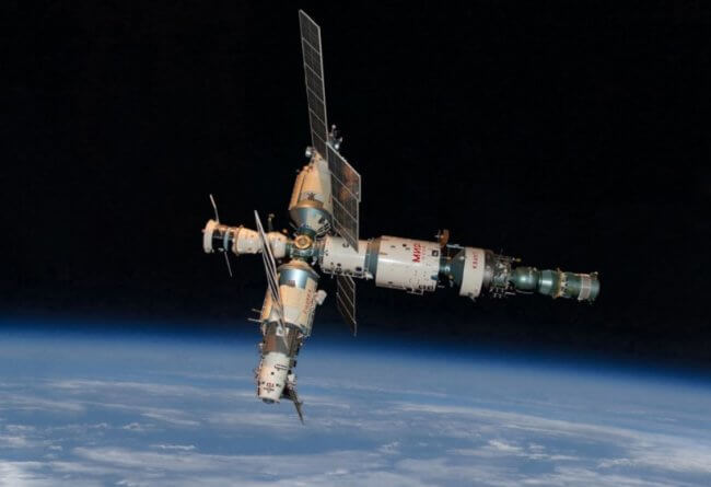 Россия разрабатывает свою космическую станцию. Как она будет выглядеть? Фото.