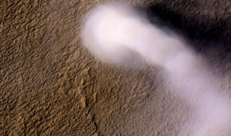 Бактерии на Марсе. Считается, что перхлораты на Марсе образуются из-за «пылевых дьяволов». Фото.