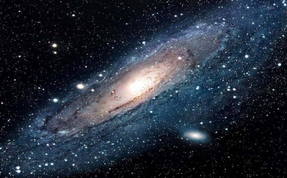 Какого размера Млечный Путь? Это наша галактика Млечный путь. Фото.