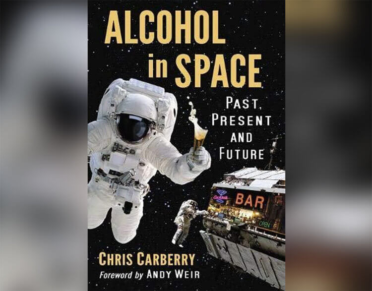 Хитрости космонавтов. Обложка книги «Алкоголь в космосе». Фото.