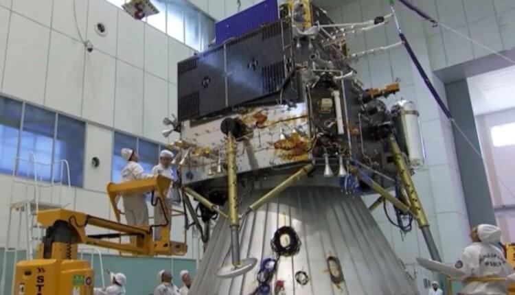 Как добывается лунный грунт? Фото с испытаний аппарата «Чанъэ-5». Он огромен! Фото.