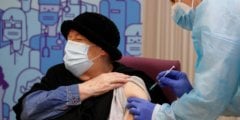 Испанская медсестра заболела коронавирусом после вакцинации вакциной Pfizer и BioNTech. Фото.