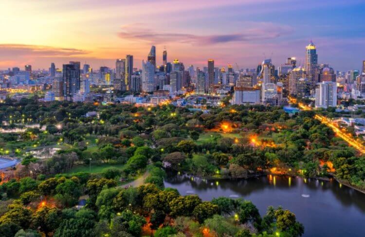Самый жаркий город в мире. А самый по-хорошему теплый город в мире это — Бангкок (Таиланд). Среднегодовая температура там равна +29 градусам Цельсия. Фото.