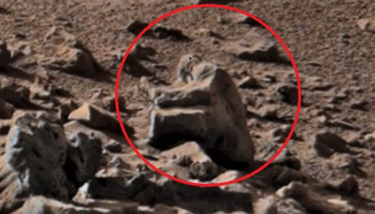 Конспирологические теории. «Снежный человек» на Марсе. Фото.