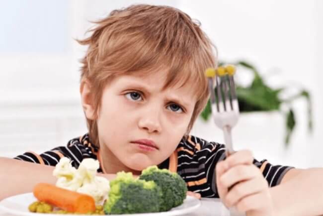 Почему детям нельзя быть вегетарианцами? Фото.