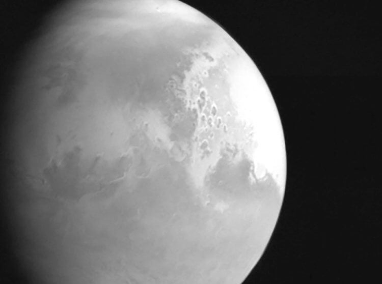 Первое фото Марса от «Тяньвэнь-1». Фотография Марса, сделанная станцией «Тяньвэнь-1». Фото.