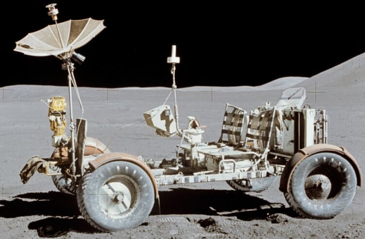 Самая четкая фотография Луны от земного телескопа. Лунный автомобиль, использованный в рамках миссии «Аполлон-15». Фото.