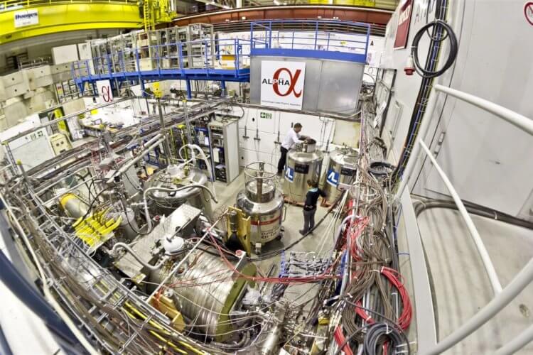 Материя и антиматерия. Эксперимент ALPHA в ЦЕРН. Фото.