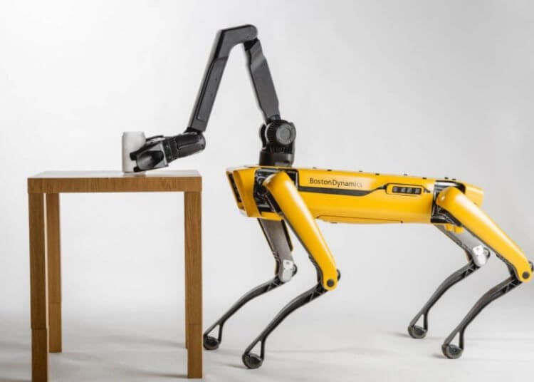 Китайская копия робота-собаки Boston Dynamics стоит в 30 раз дешевле. В чем подвох?