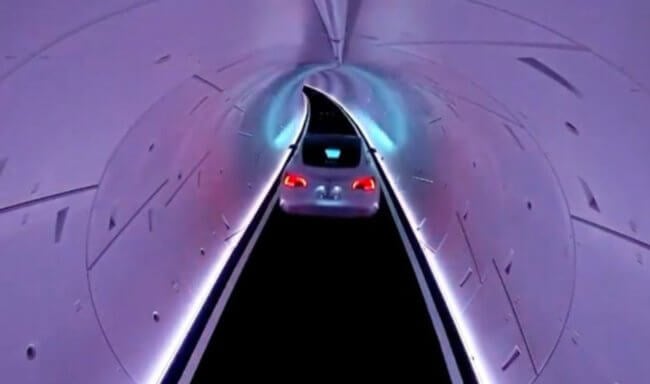 Илон Маск продемонстрировал тоннель The Boring Company. Почему люди так недовольны? Фото.