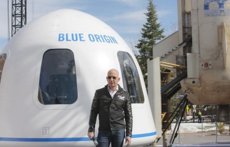 Как пройдет первый туристический полет? Основателем компании Blue Origin является один из самых богатых людей в мире Джефф Безос, создатель Amazon. Фото.