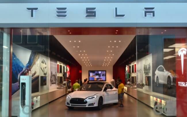 Илон Маск хочет открыть магазин автомобилей Tesla в России. Фото.