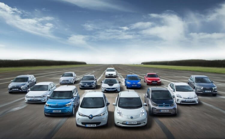 Чем опасны автомобили? Многие компании хотят полностью перейти на производство электромобилей. Фото.