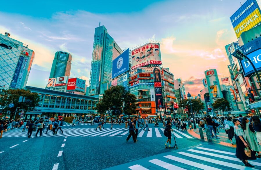 Токио, Япония. Улицы Токио. Токио, Япония. Улицы Токио. Фото.