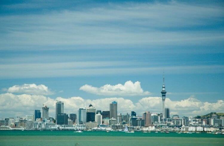 Окленд, Новая Зеландия. Вид на новозеландский Окленд. Фото.