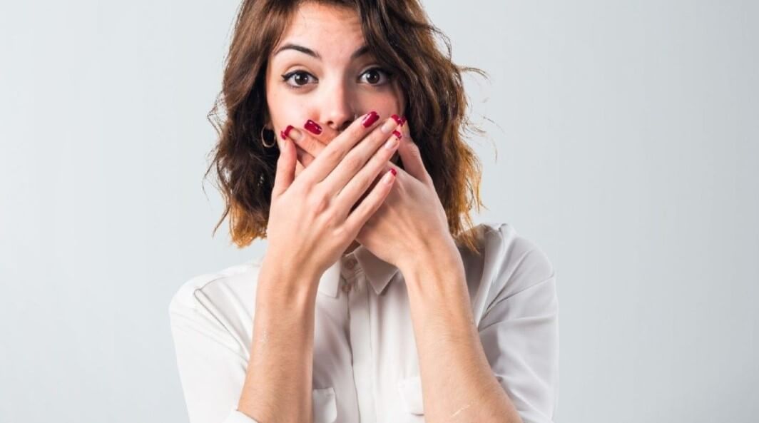 Что такое икота? Ученые до сих пор точно не знают, для чего нужна икота. Фото.