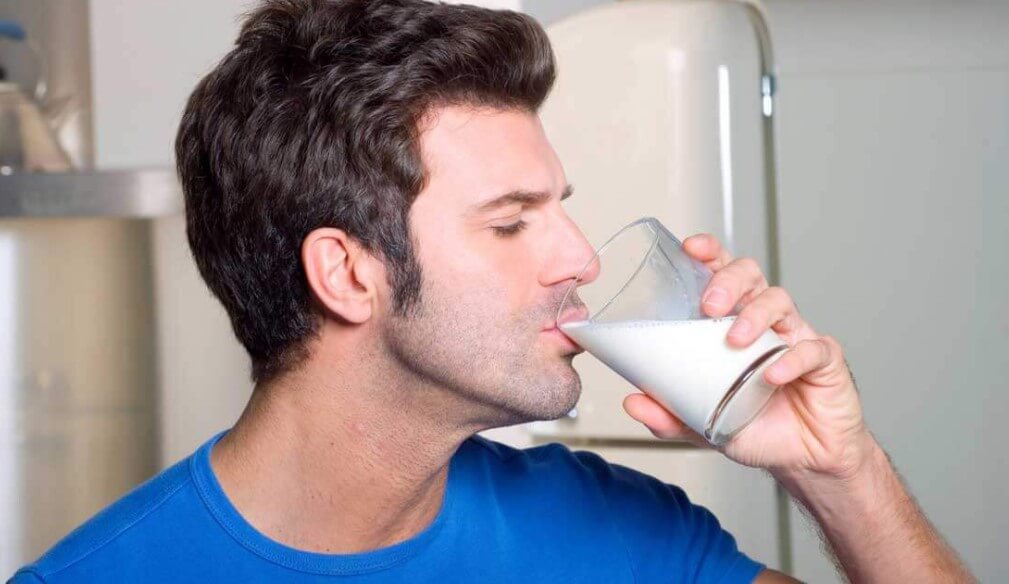 Если бы не упорство наших далеких предков, мы бы не могли пить молоко. Фото.