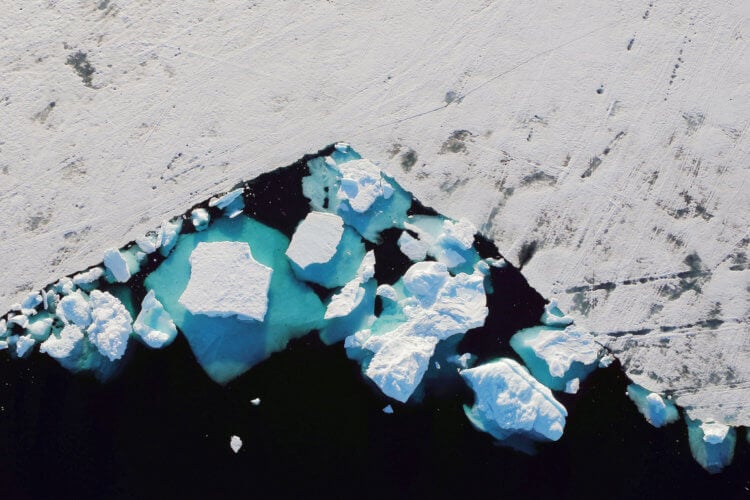 Разница между глобальным потеплением и изменением климата. Таяние ледников и вечной мерзлоты представляют серьезную угрозу для мировых экосистем. Фото.
