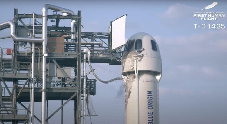 Пассажиры ракеты Blue Origin. Ракета New Shepard перед взлетом. Фото.