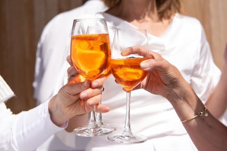 География и половые различия. Умеренное потребление алкоголя не снижает риск развития рака. Фото.