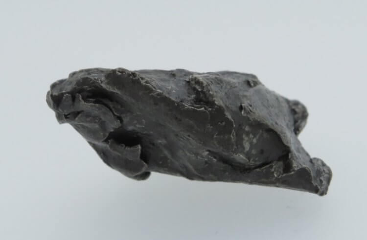 Какие бывают метеориты? Осколочный метеорит. Фото.