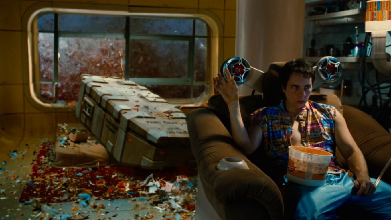 В чем бы ни заключалась причина снижения интеллекта, нам всем, вероятно, следует начать беспокоиться о том, что сидячий образ жизни, пристрастие к смартфонам и употребление нездоровой пищи могут повлиять на наш мозг. Фото.