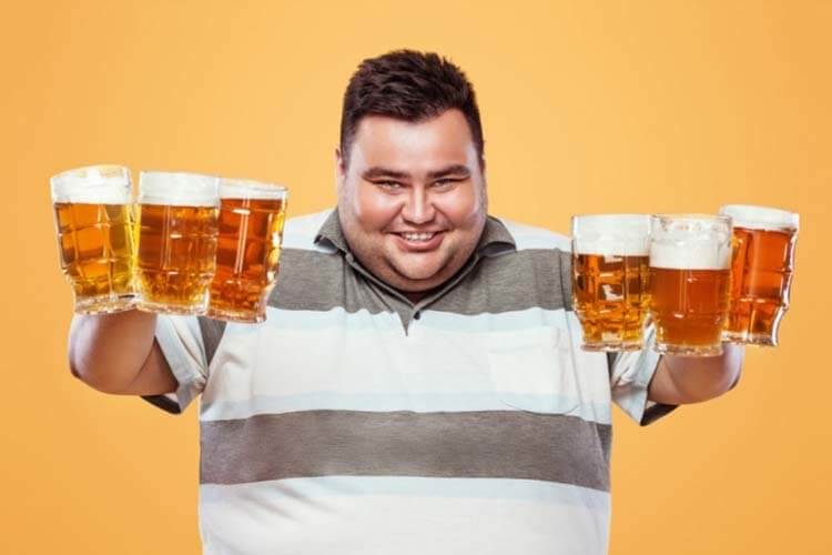 Помогает похудеть. Ученые опровергли миф о том, что пиво приводит к ожирению. Фото.