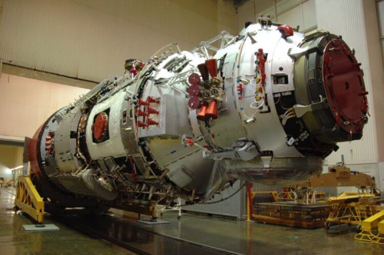 Почему переносились запуски модуля «Наука» — немного предыстории. Запуск модуля «Наука» переносился с 2007 года. Фото.