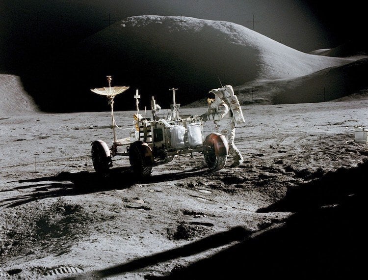 Этот аппарат 50 лет назад оставили на Луне навсегда