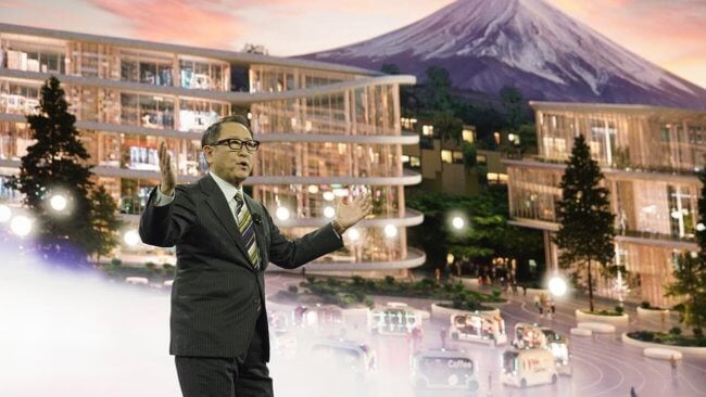 Toyota начала строить собственный город в Японии. Что о нем известно? Фото.