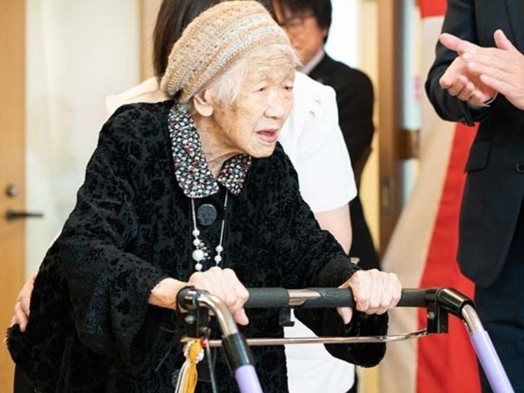 Люди могут жить до 130 лет? Кане Танака — самый старый человек на Земле, ей 118 лет. Фото.