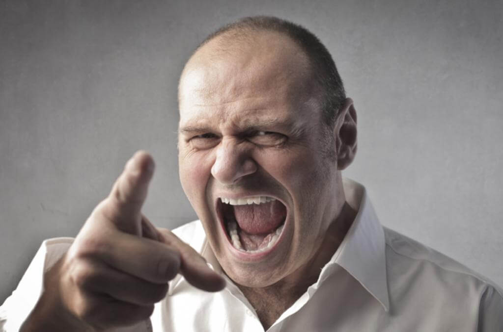 Способность ругаться матом сохраняется даже когда человек утрачивает способность разговаривать в результате повреждения мозга. Фото.