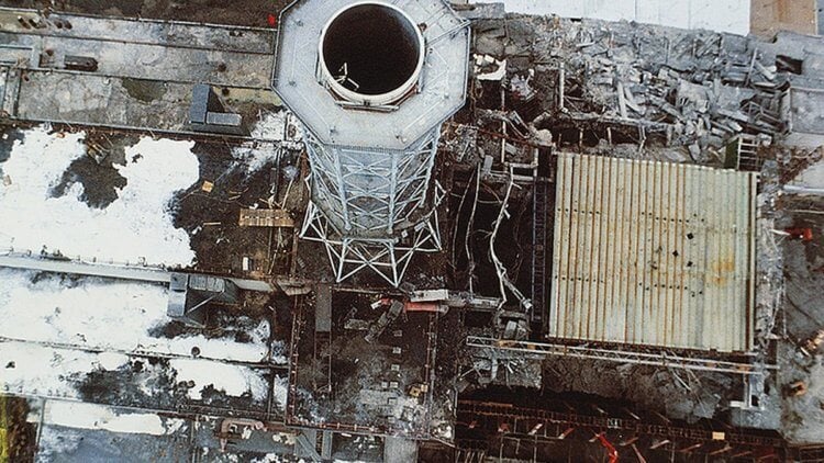 Сегодня многие исследователи считают, что катастрофа в Чернобыле ускорила распад СССР.