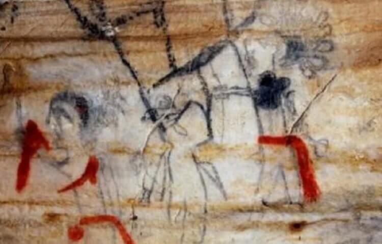 Пещера с рисунками в США. Один из рисунков внутри пещеры осейджи. Фото.