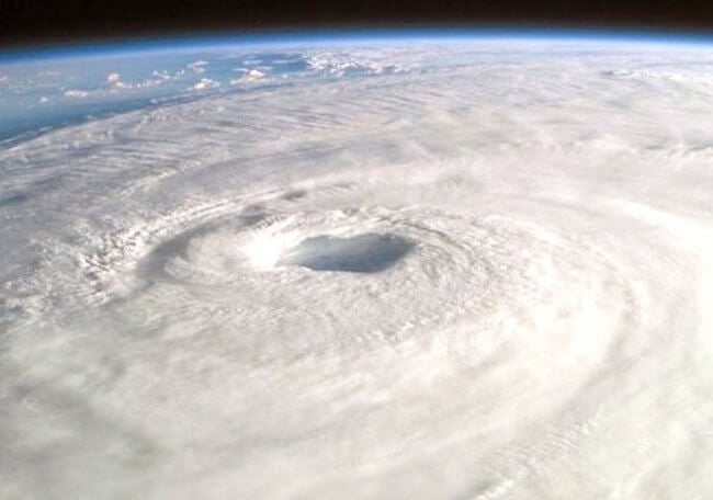 Над Землей образовалась озоновая дыра, превышающая по площади Антарктиду. Фото.