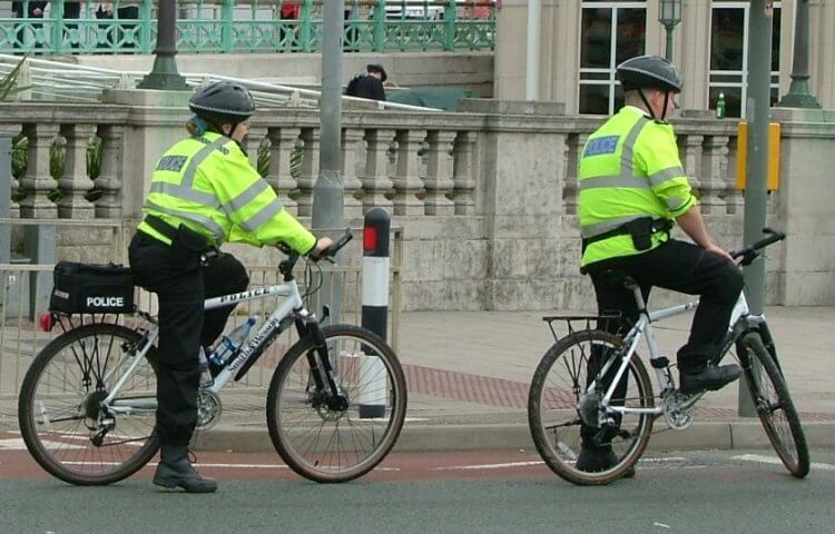Военные велосипеды. Полицейские на велосипедах. Фото.