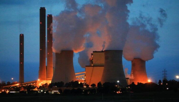 Как улучшить экологию на Земле? Самые опасные угольные электростанции расположены в расположены на Ближнем Востоке, в Индии и Африке. Фото.