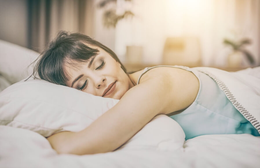 В рамках научной работы ученые проследили за тем, в какое время люди ложатся спать. Фото.