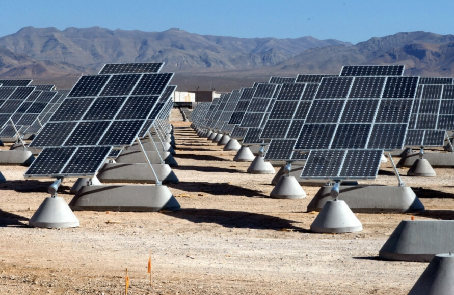 Эффективность возобновляемых источников энергии. Солнечные батареи в Германии. Фото.