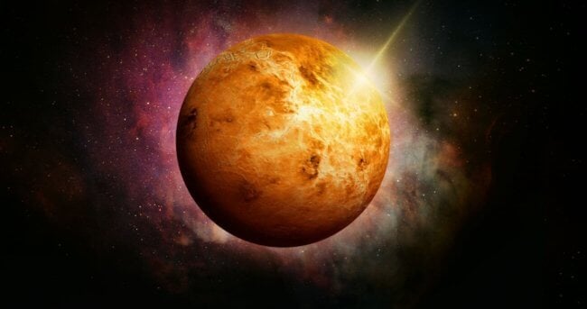 Венера подверглась «бомбежке» астероидами сильнее, чем Земля. Фото.