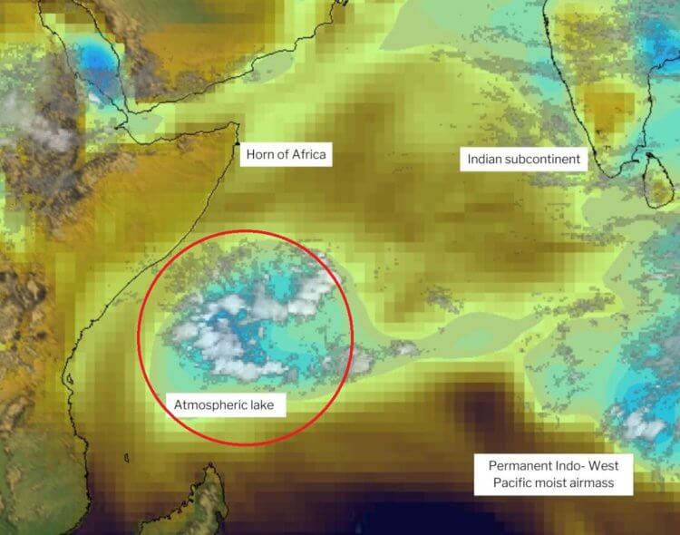 Что такое атмосферные озера? Атмосферное облако на спутниковом снимке. Фото.
