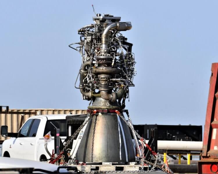 Проблемы с разработкой корабля Starship. Ракетный двигатель Raptor для космического корабля Starship. Фото.