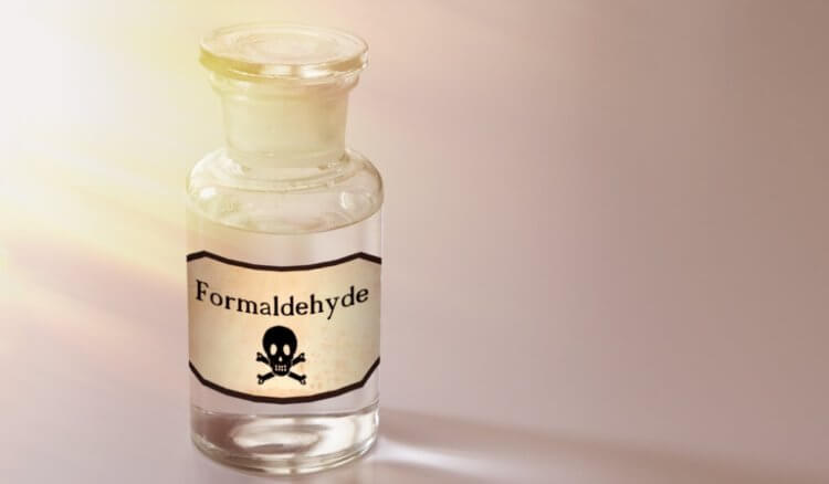Опасные вещества в квартирах. Формальдегид — одно из самых опасных для человеческого организма веществ. Фото.