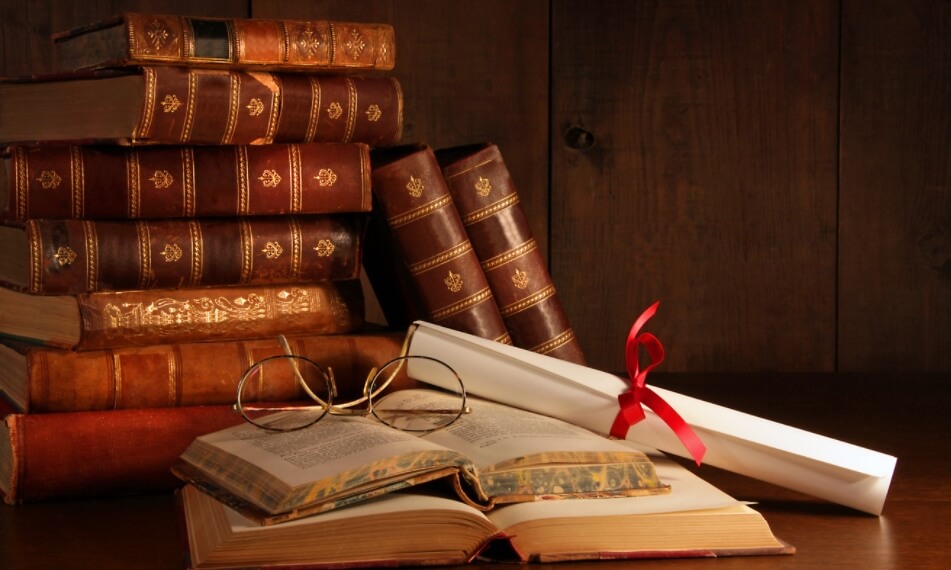 Сказки помогают объяснить детям важные вещи, не прибегая к нотациям. Фото.