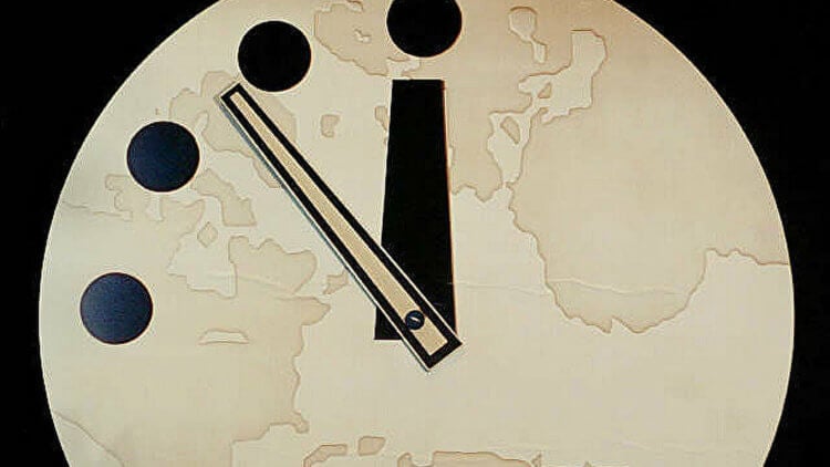 Для чего нужны Часы Судного дня и что они означают? 100 секунд до полуночи – мир на грани катастрофы. Фото.