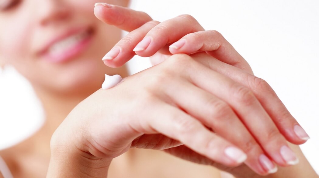 Крем против обморожения. Разработанный крем состоит из двух криопротекторов. Фото.