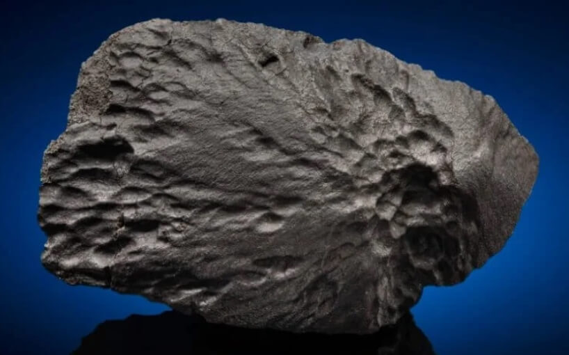 Метеорит с «идеальным» распределением массы стоит 80 000 долларов. Фото.