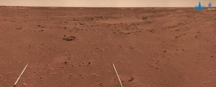 Китайская станция «Тяньвэнь-1» поделилась новыми фотографиями Марса
